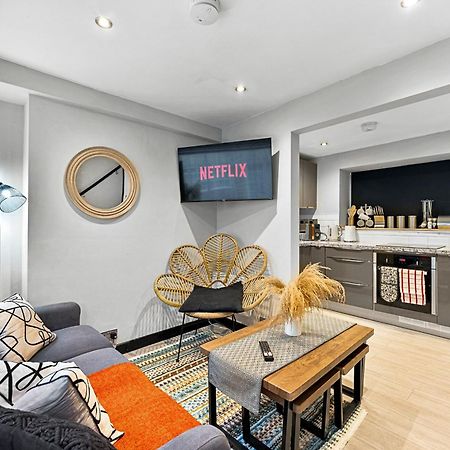 30 Percent Off! Elegant Cottage Of Whitby - Sleeps 5 Dış mekan fotoğraf